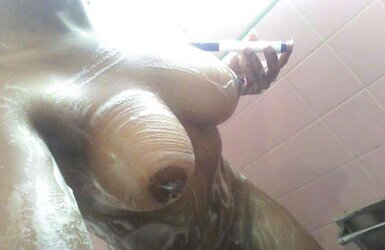 Seins .african bra-stuffers