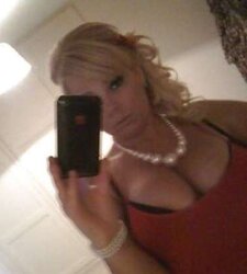 Blond uk chick that webcams, what a fine set of funbags