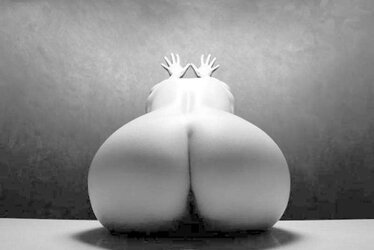 More Sexxxy Ebony N White