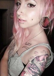 Piercings,mods,tattoos and sexyness