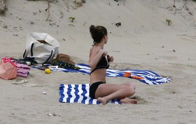 Kelly Brook Nude