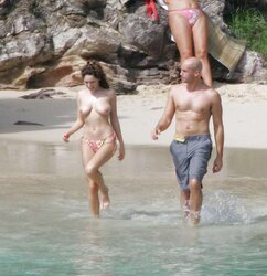 Kelly Brook Nude