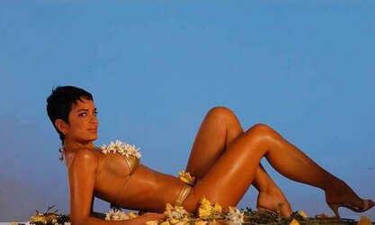 Daniela Cardone Super-Fucking-Hot Argentinian Mummy