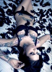 Tat models (chick) 15.