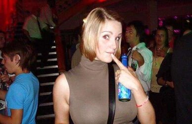 Buxomy Blondie Ultra-Cutie
