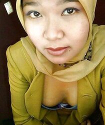 Sebelum Puasa lihatlah Istriku Bugil