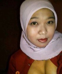 Sebelum Puasa lihatlah Istriku Bugil