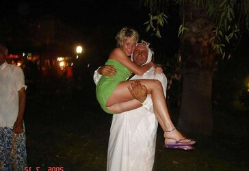 UPSKIRTS FOR REAL VOYEURS I