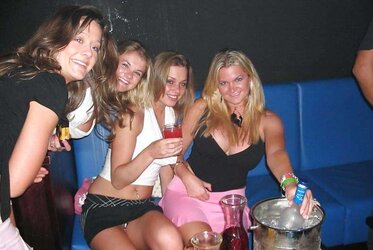 UPSKIRTS FOR REAL VOYEURS I