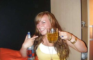 Ample Tit Tramp Damn