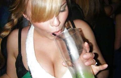 Ample Tit Tramp Damn
