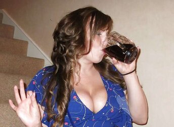 Ample Tit Tramp Damn