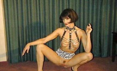 Public Unshaved Mature