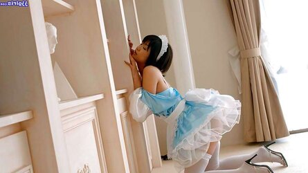 Jaw-Dropping Asian women...