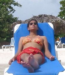 Desi femmes in swuimsuits