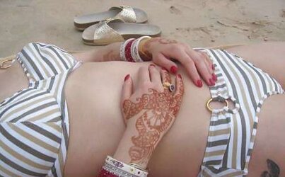 Desi femmes in swuimsuits