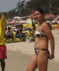 Desi femmes in swuimsuits