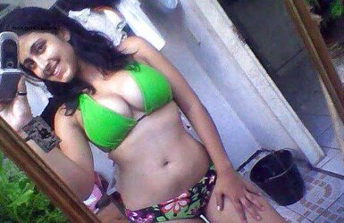 Desi femmes in swuimsuits