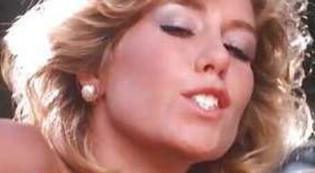 Jummy Candie Evans, 80s Classic Starlet In Activity (set two)