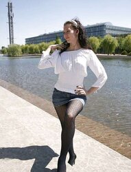 Hotlegs-mini-skirt honey