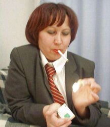 2 mature Office Femmes