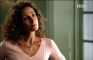 Melina Kanakaredes