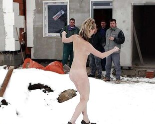 Dressed Masculine,Bare Doll(CMNF)