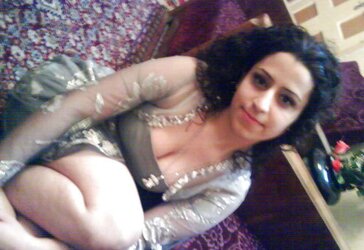 Syrian hoes