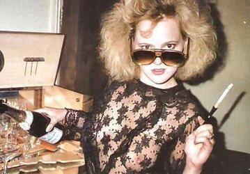 Classic Platinum-Blonde Nicky Pearce