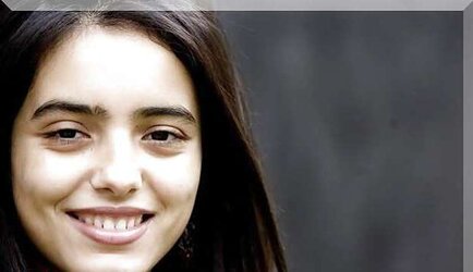 Hafsia Herzi (non-porn)