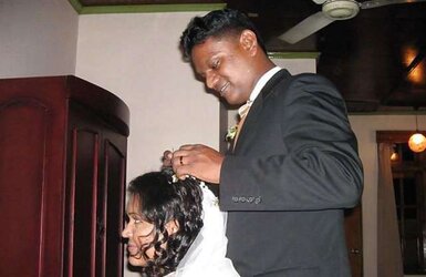 Srilankan wedding duo