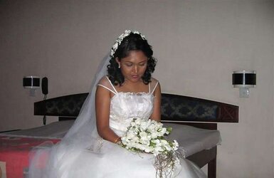 Srilankan wedding duo