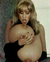 Zena Fulsom (ginormous hooters)