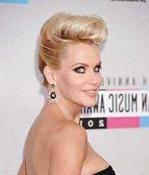 Jenny McCarthy mega bevy