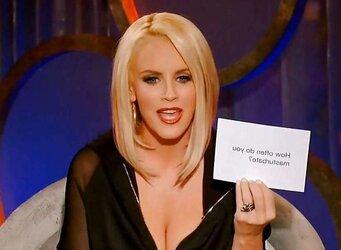 Jenny McCarthy mega bevy