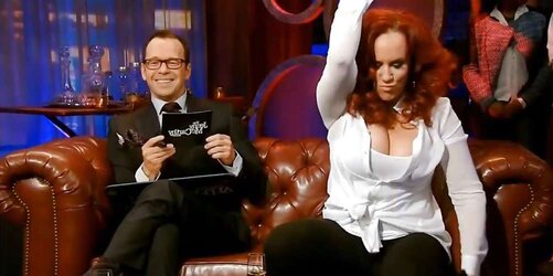 Jenny McCarthy mega bevy