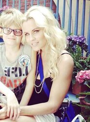 Jenny McCarthy mega bevy