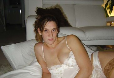 Tribute to a chick enormously saucy (web pic)