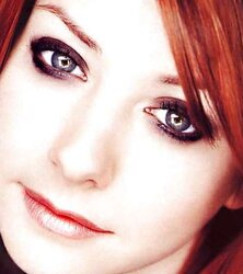 Alyson Hannigan pt