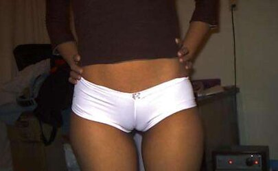 Popular ! camel toe ! pusy
