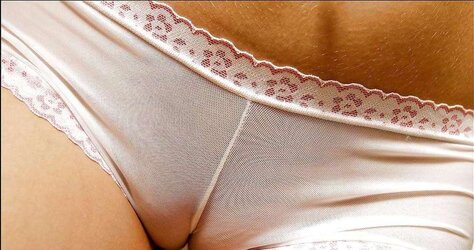 Popular ! camel toe ! pusy