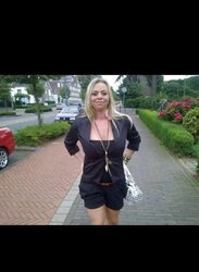 Cool Dutch Doll Sam Facebook Pictures