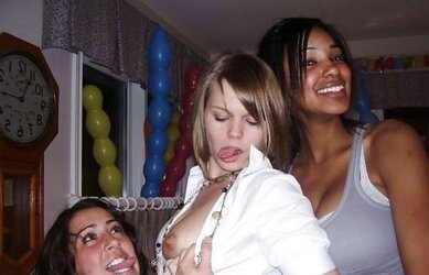 Fledgling Teenager Titties Pictures