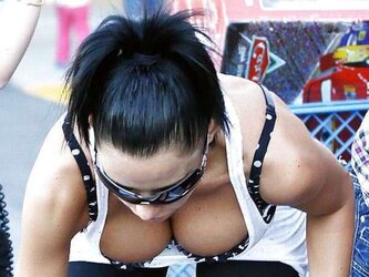 Katie Price MUFF and UPSKIRT PHOTOS HIGHLY WARM!