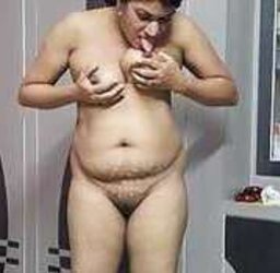 Tamil super-steamy aunty
