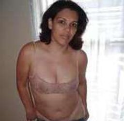 Tamil super-steamy aunty