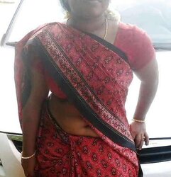 Tamil super-steamy aunty