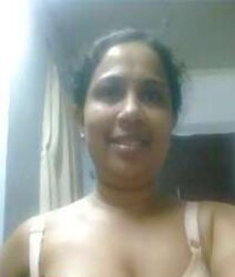 Tamil super-steamy aunty