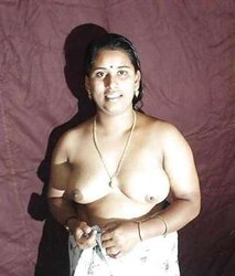 Tamil super-steamy aunty