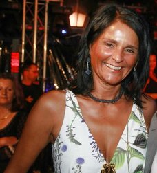 Super-Sexy mature women 105 (cumfaces)